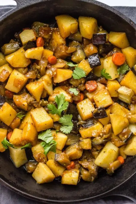 Vegetable stew with eggplant: recipe with video