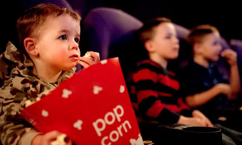 Waiting for the New Year: what to go to the cinema with your child