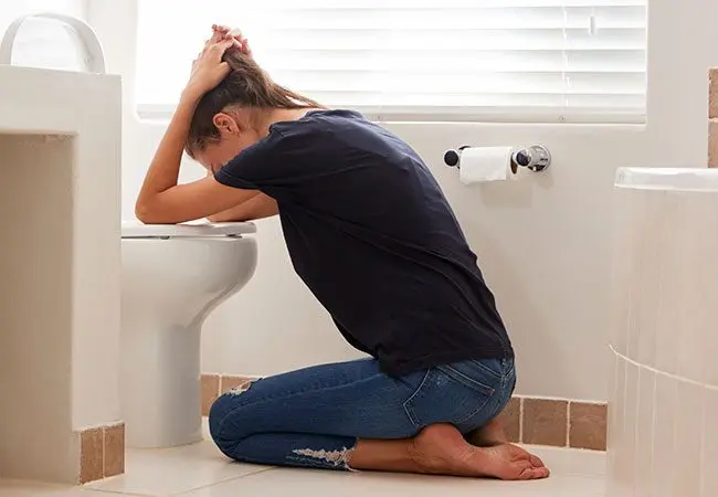 What to do if you vomit with bile