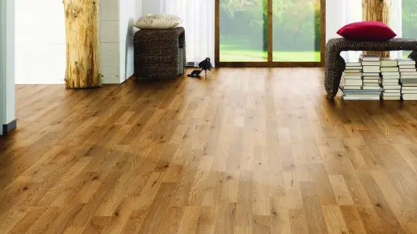 Which manufacturer has the best laminate flooring?