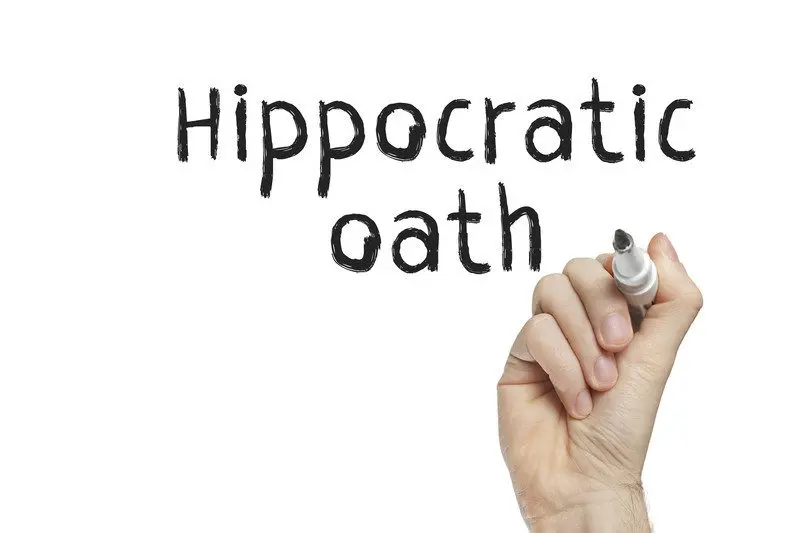 Why Hippocrates did not advise treating people for free: Philosophical views of Hippocrates in brief
