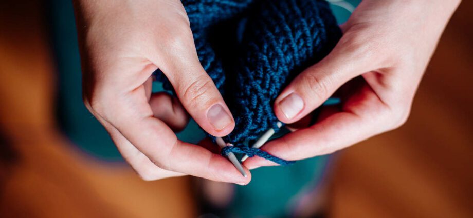 Why knitting helps calm anxiety in times of coronavirus