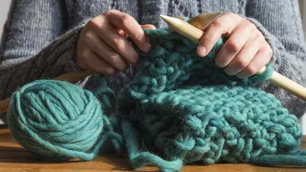 Why knitting helps calm anxiety in times of coronavirus