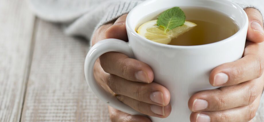 Why you can&#8217;t drink hot tea, and why tea bags are better than tea leaves