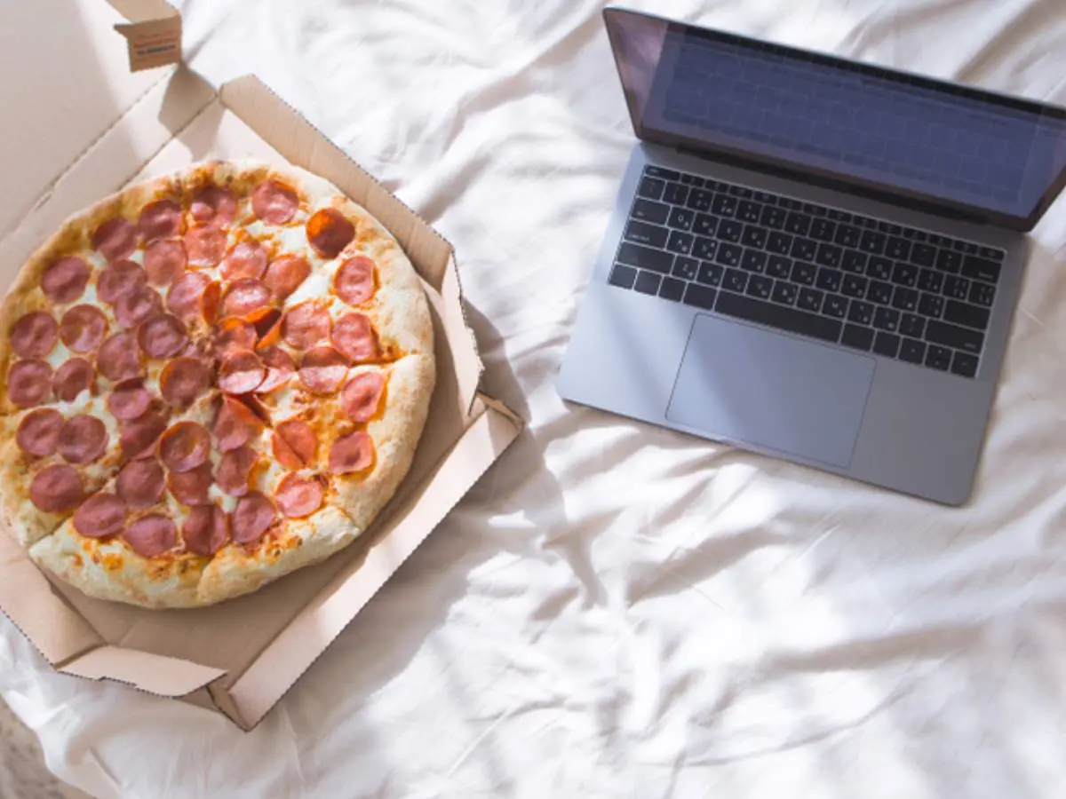 Why you can&#8217;t eat in bed