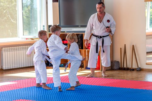 Wushu classes for children: benefits for a healthy child, contraindications