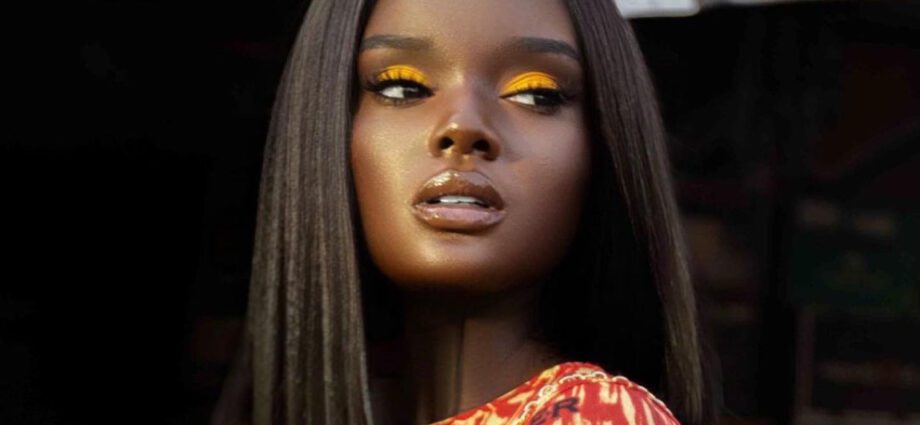 Yellow makeup is the trend of the season