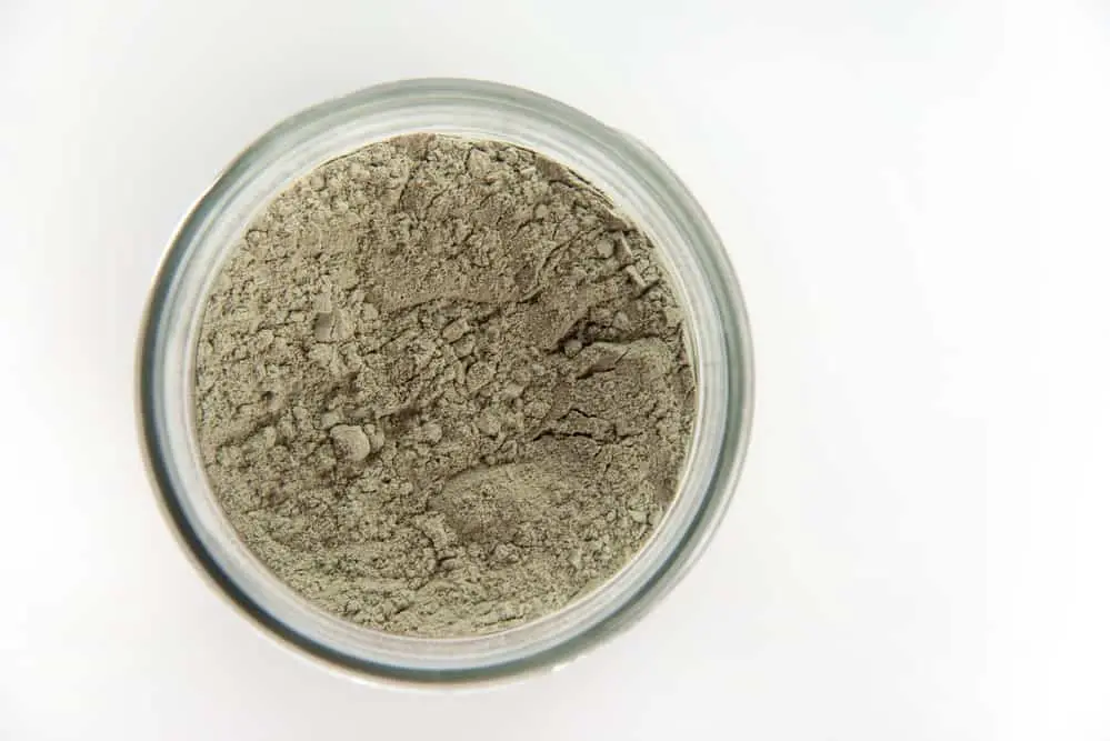 10 benefits of green clay on your body