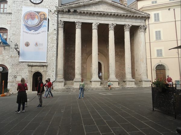 Assisi Italy: attractions, photos, videos