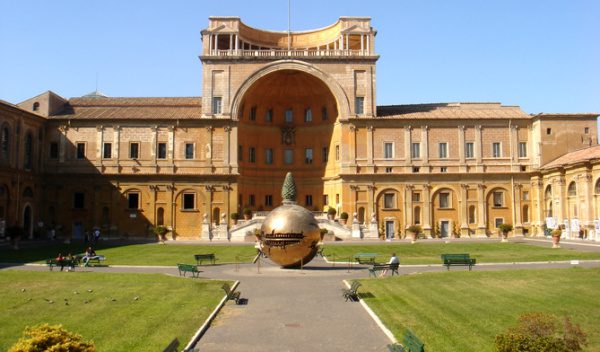 Attractions of the Vatican: photo and video