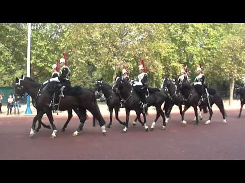 Buckingham Palace: UK. Photo, video