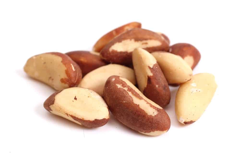 Eat Brazil nuts: the 9 surprising health benefits