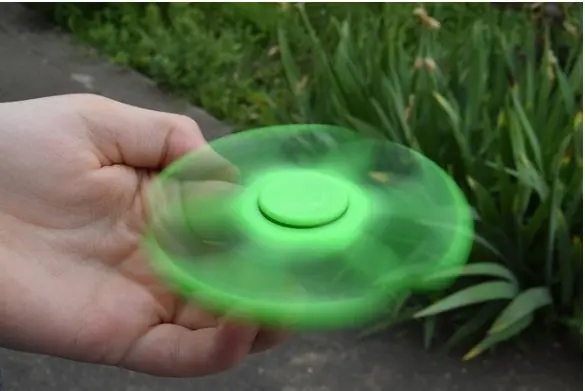 Fidget spinner: the benefits and harms of a popular toy, video