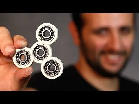 Fidget spinner: the benefits and harms of a popular toy, video