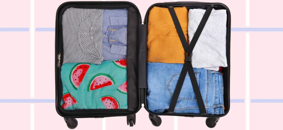 How to pack a suitcase for vacation: good tips and videos