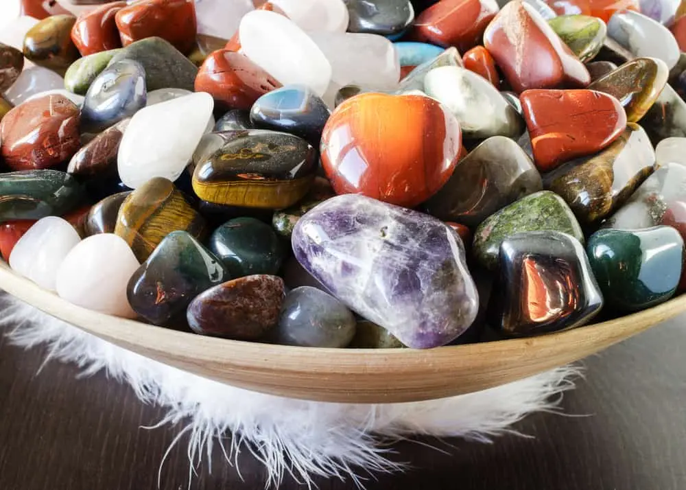 Lithotherapy: the power of stones &#8211; Happiness and health