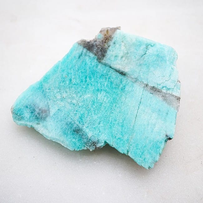 Properties and benefits of amazonite &#8211; happiness and health