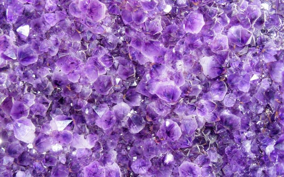 Properties and benefits of amethyst &#8211; Happiness and health