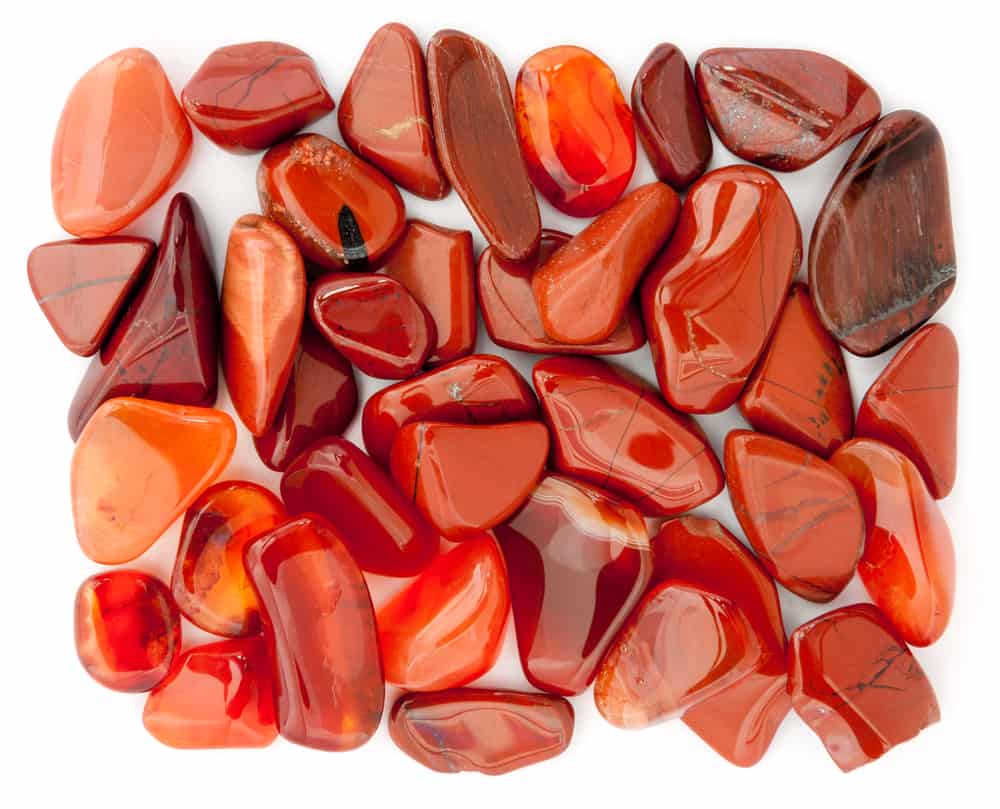Properties and benefits of jasper and red jasper &#8211; happiness and health