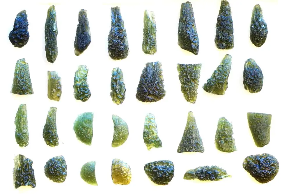 Properties and benefits of moldavite &#8211; happiness and health