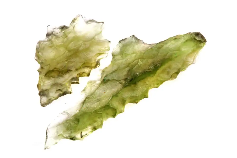 Properties and benefits of moldavite &#8211; happiness and health