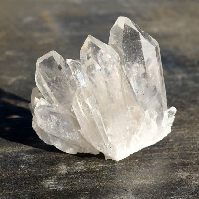 Properties and benefits of rock crystal &#8211; happiness and health
