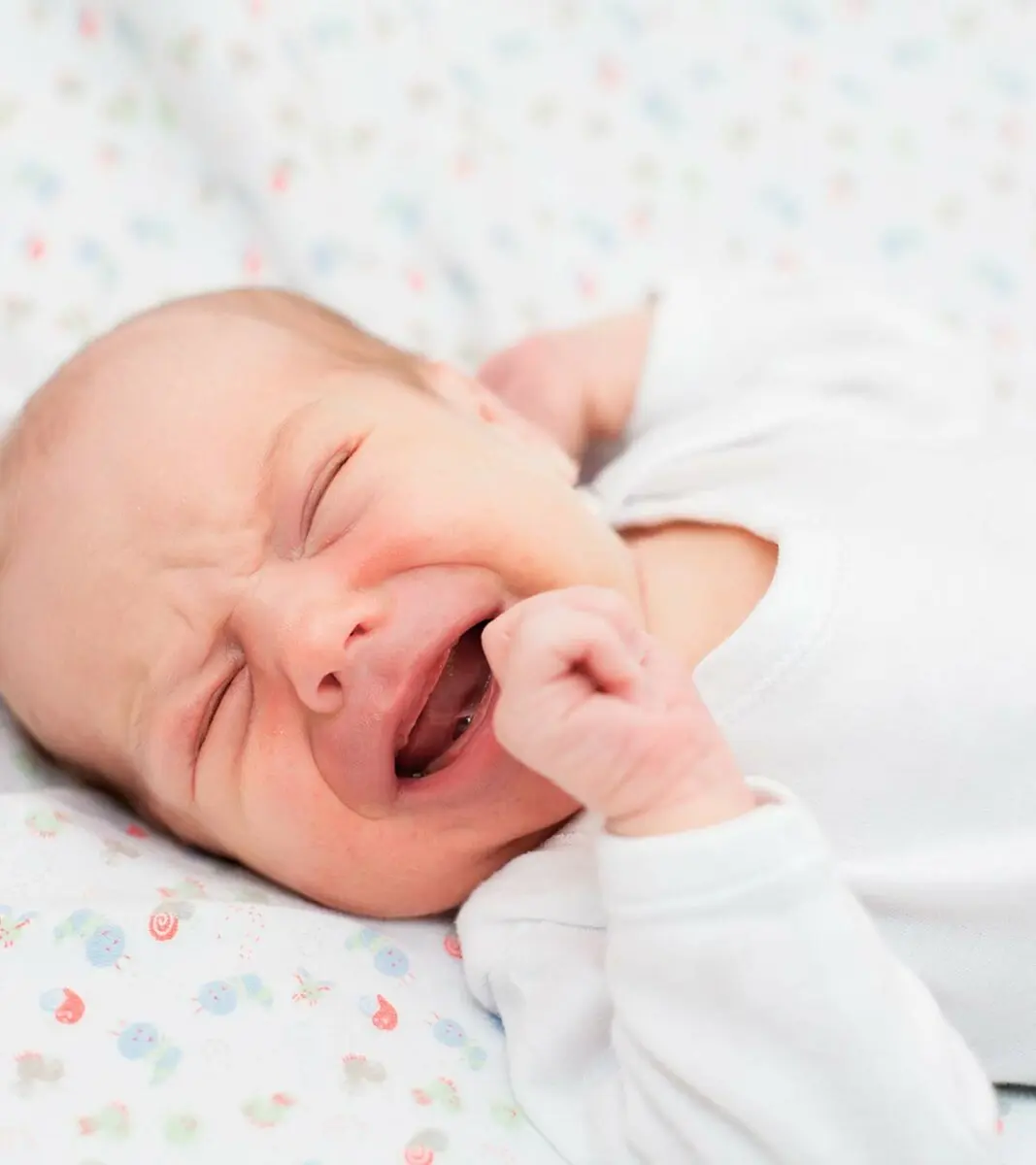 Restless sleep in babies. How can I help my baby?