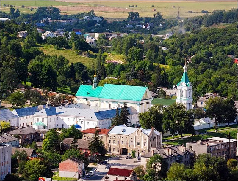 The city of Kremenets: myths and reality of Mount Bona