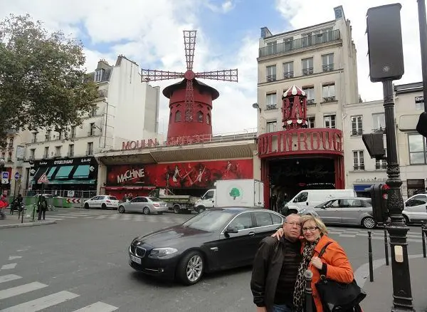 The main attractions of Paris: photos and videos