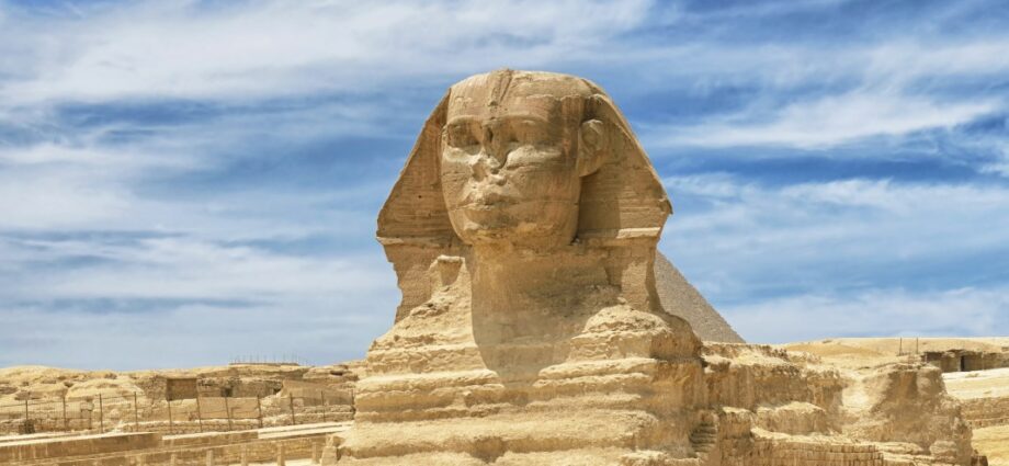 The mystery of the Egyptian Sphinx: interesting facts, video