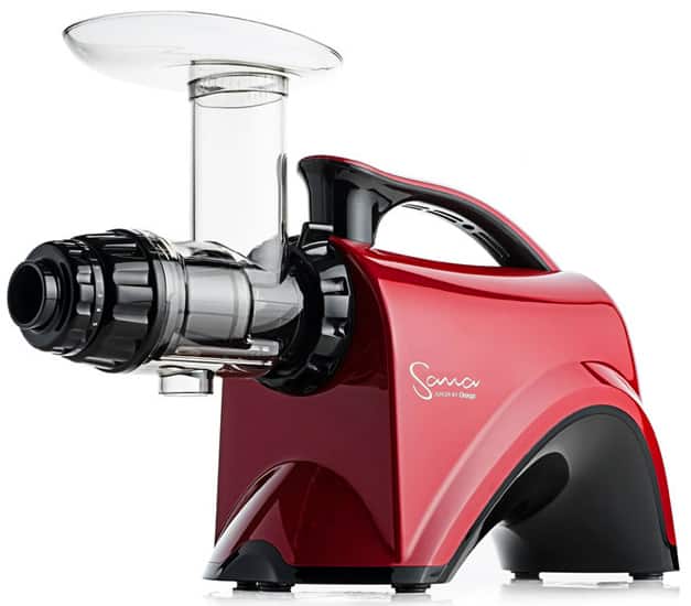 The Omega 8226 juice extractor: a versatile and efficient machine