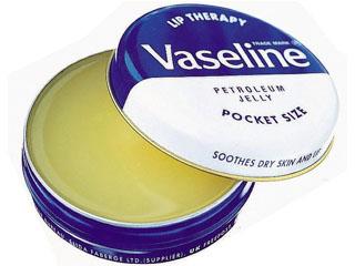 What is petroleum jelly and what is it for: tips for use