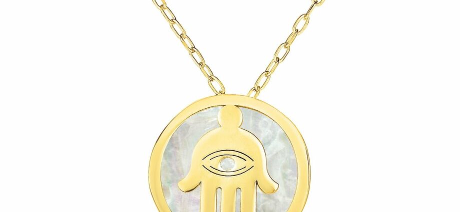 What is the difference between an amulet and a talisman: how to wear, tips