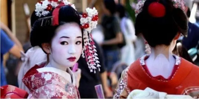 Who are geisha in Japan: interesting facts and videos