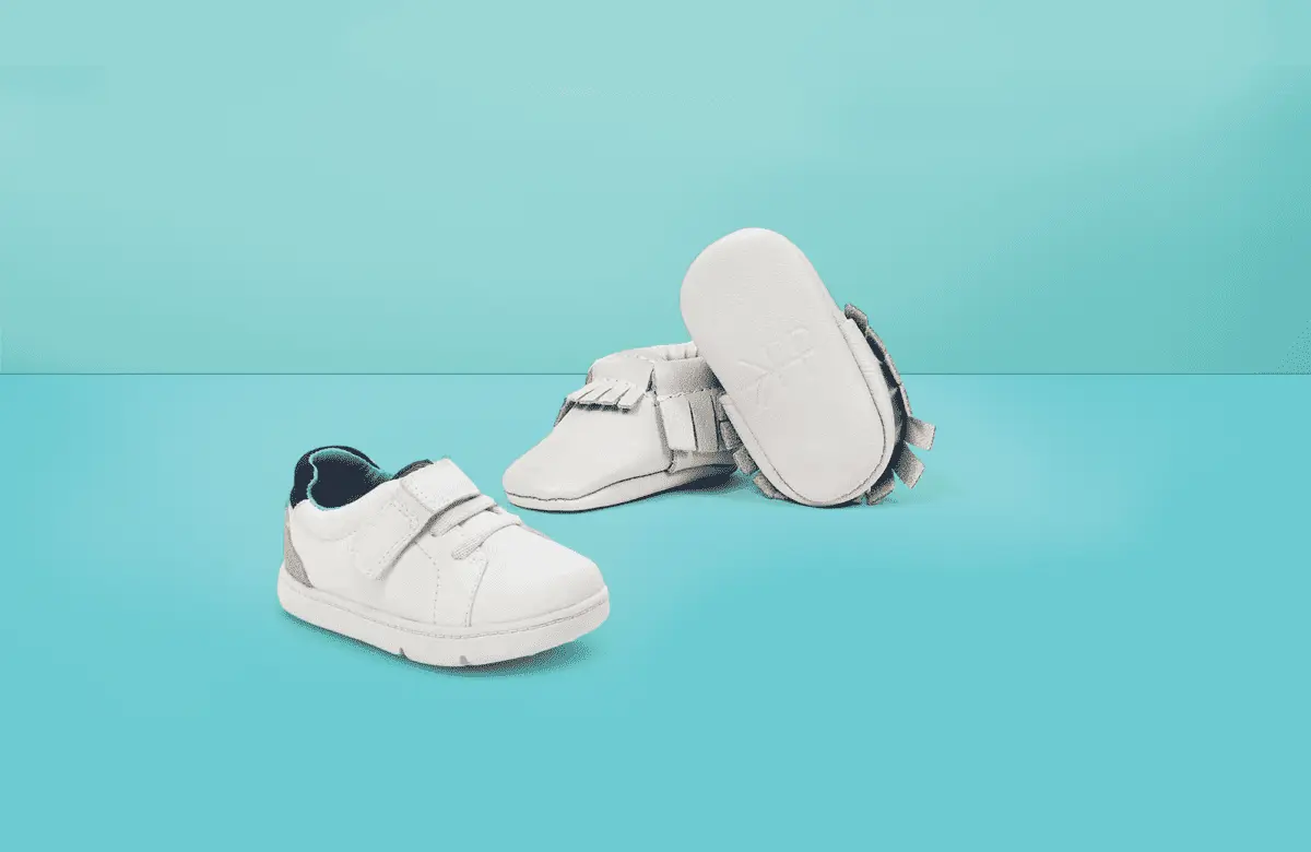 Baby, good in his sneakers!