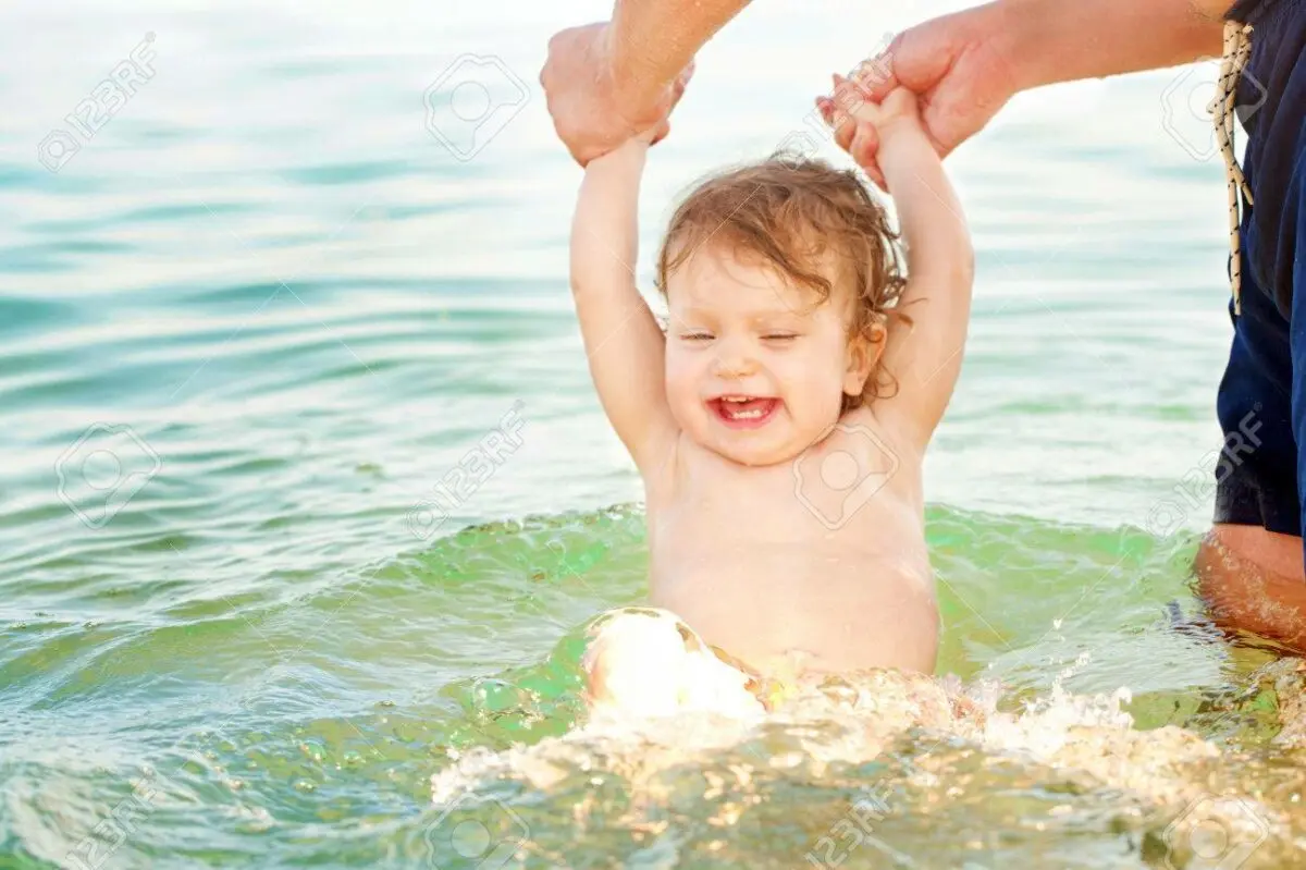 Baby swimmer, baby happiness!
