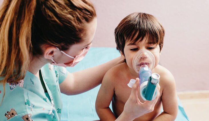 Infant i nadó Covid-19: símptomes, test i vacunes