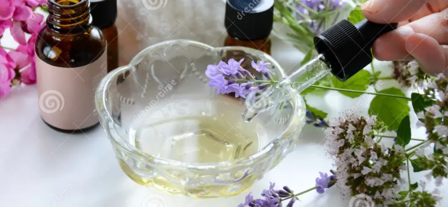 Essential oils: natural beauty