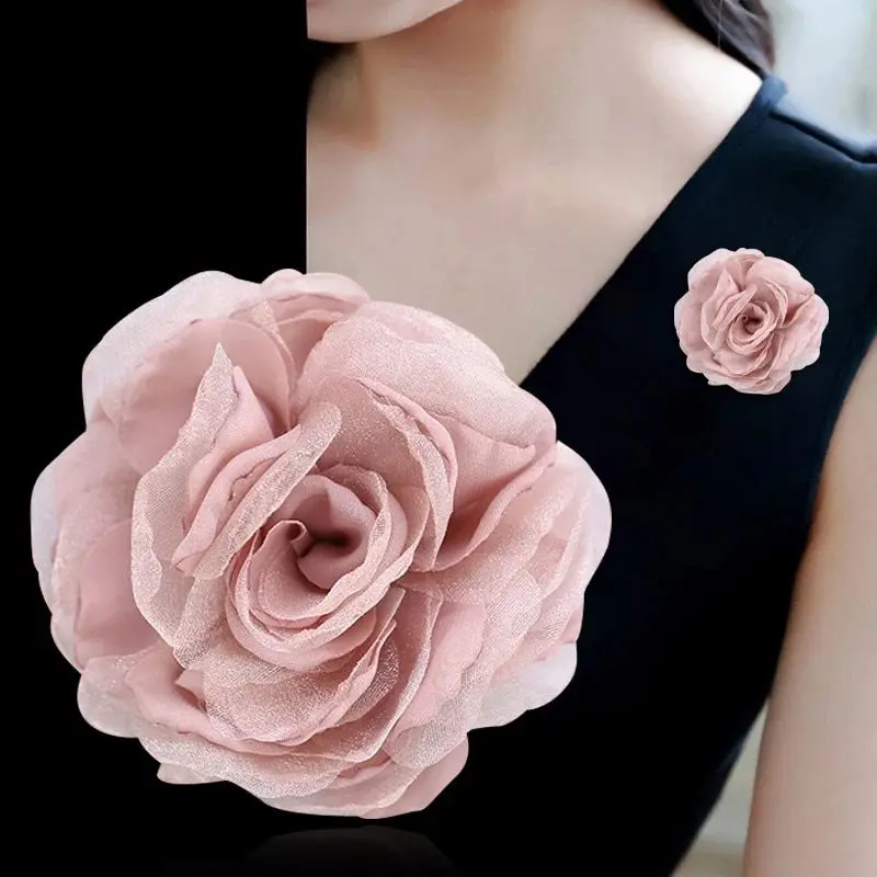 Flower brooches