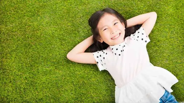 Girl Power: How to give your daughter self-confidence?