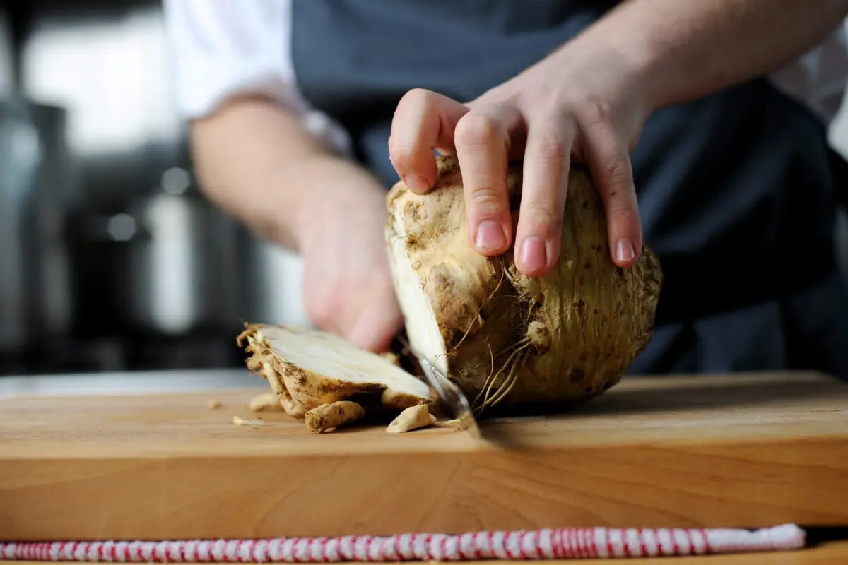 How to cook celeriac?