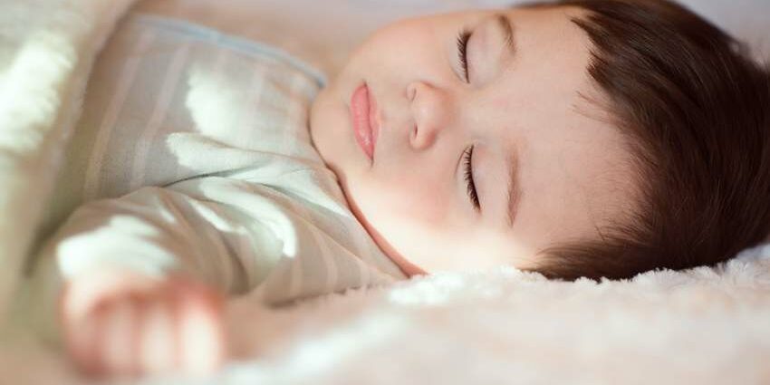 How to help baby sleep well