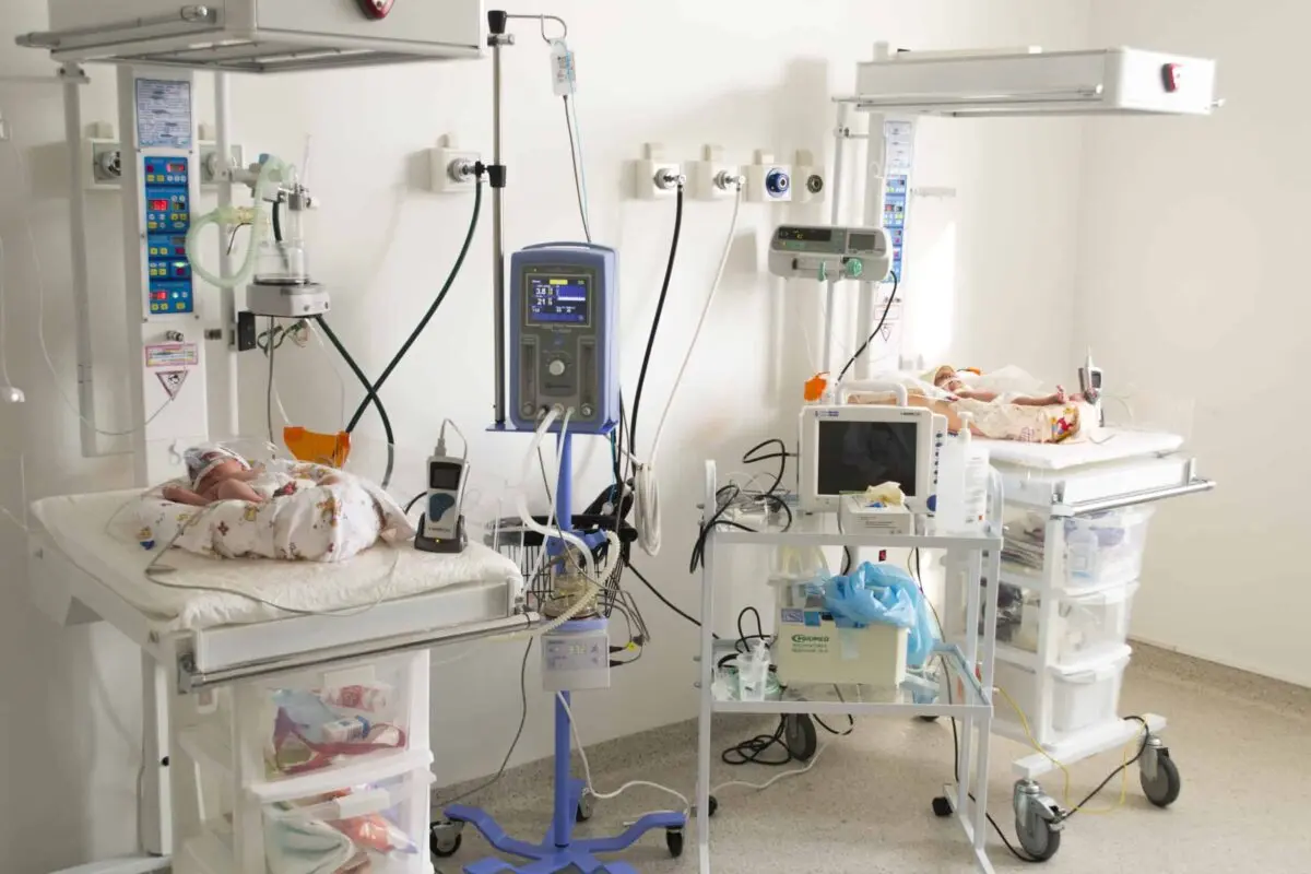 How to register for the maternity ward?