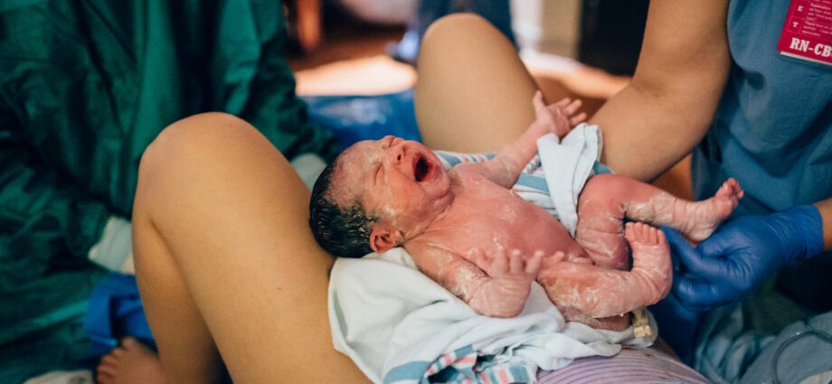 Is a more natural childbirth possible today?