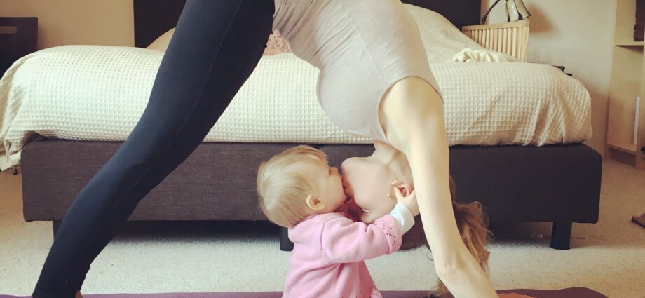 Mom-baby yoga session