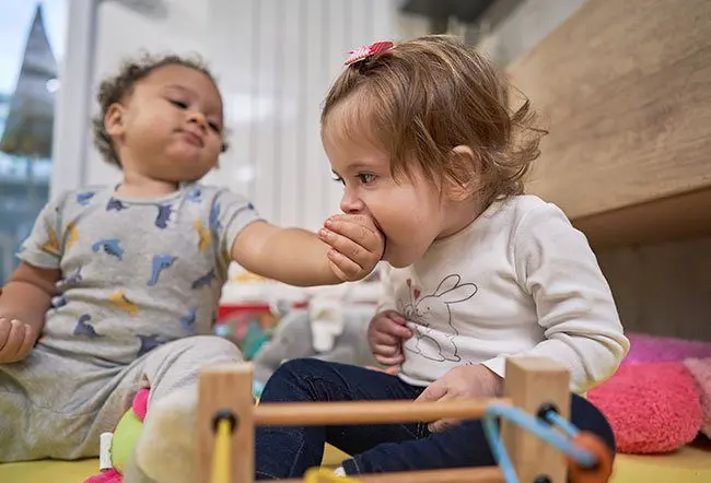 My child bites, what should I do?