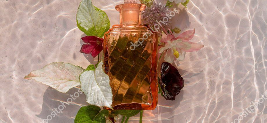 Perfumes: focus on flower waters