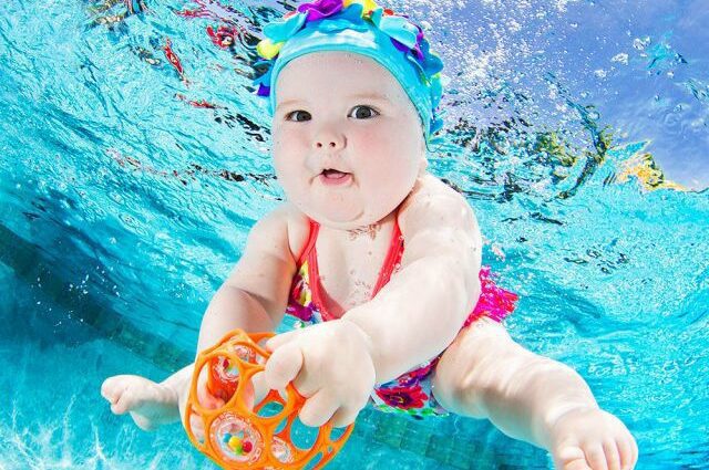 Photos: baby swimmers pose for a good cause