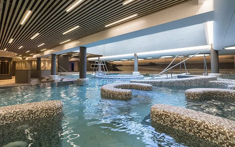 The marine thermal baths of Saint-Malo