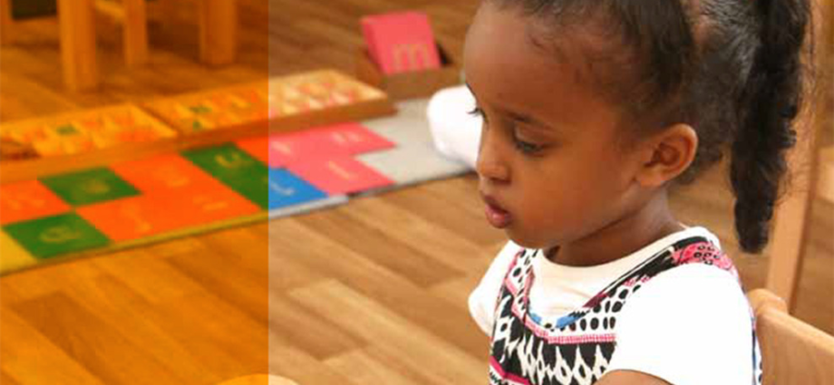 Der Montessori-Ansatz, um Ihrem Kind nach dem Schuljahresbeginn zu helfen